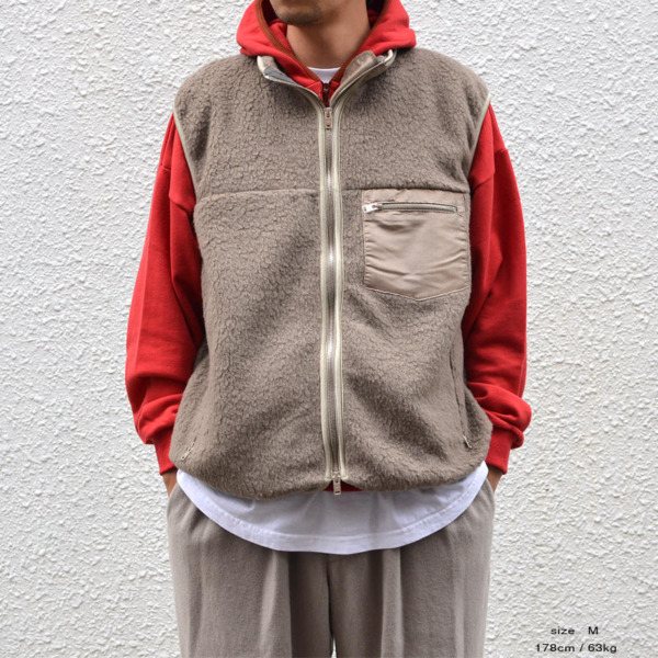 ents. /// Camel Boa Fleece Vest Taupe 03