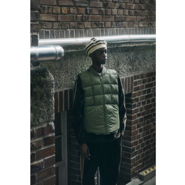 COMFORTABLE REASON /// Rip-Stop Down Vest Olive 04