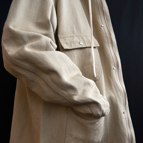 ents. /// Silk Coverall 04
