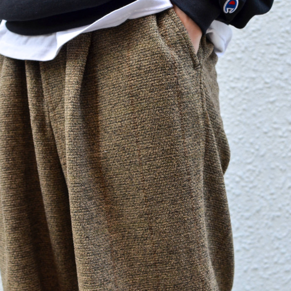 HEALTH /// EASY PANTS #6 Brown stripe 06