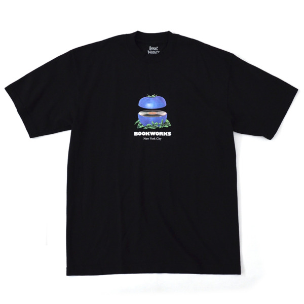 BOOK WORKS /// We Say Tomato Tee Black 01