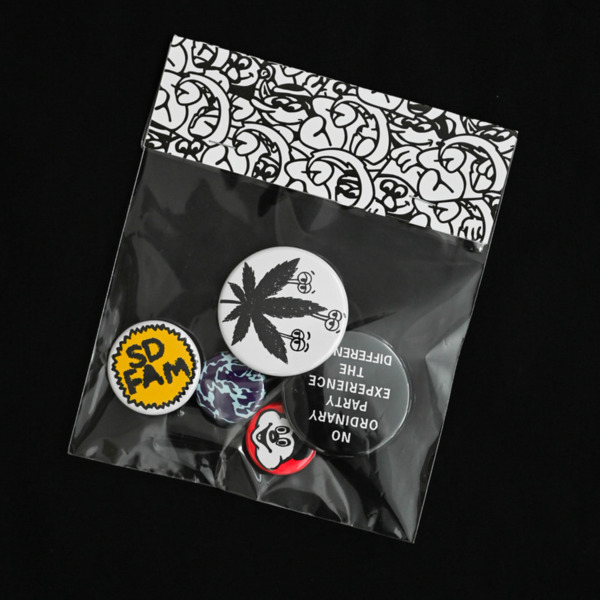 SD FAM /// Button Badge 04