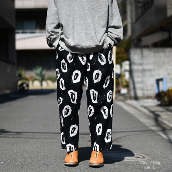 Sasquatchfabrix. /// TAPERED EASY PANTS Donguri 05