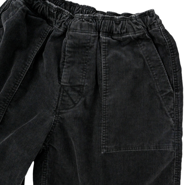 COMFORTABLE REASON /// Fade Cord Baker Shorts Black 02