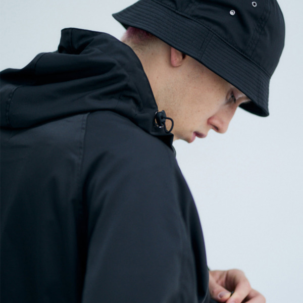 P A C S /// SAC PAC ANORAK LL BLACK 08