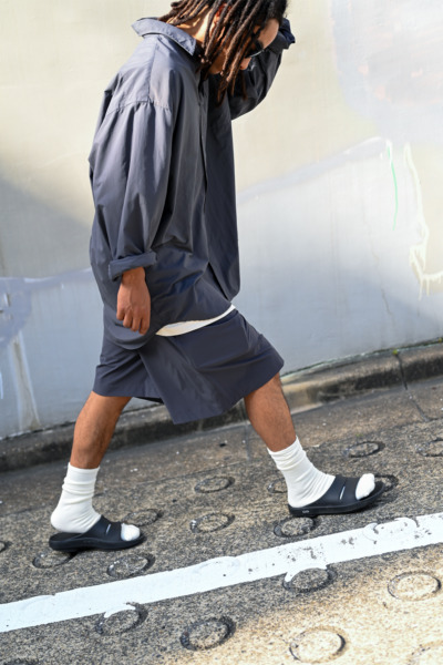 S/N WALK SHORTS 04