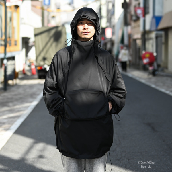 P A C S /// SAC PAC ANORAK LL BLACK 09