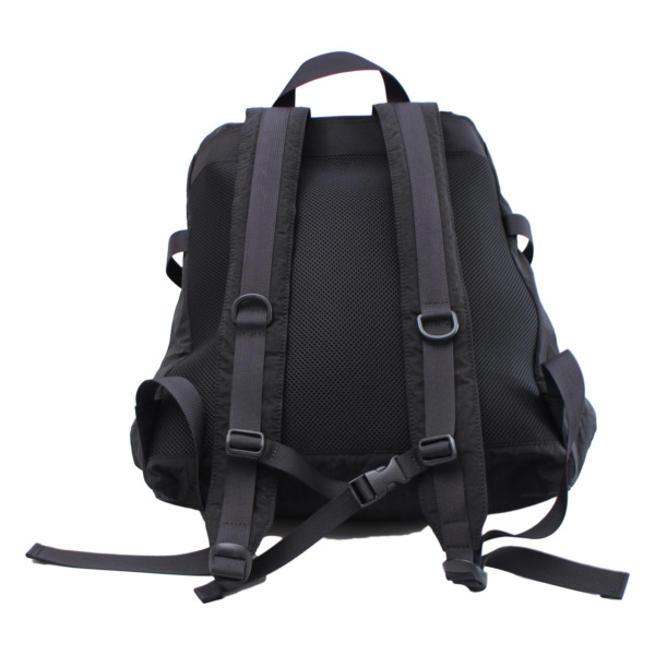 NOROLL /// EMPTY-HANDED PACK Black 04