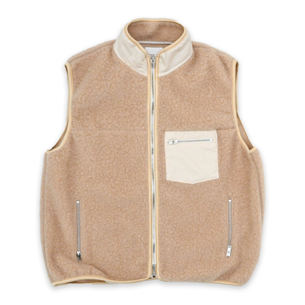 ents. /// Camel Boa Vest 01