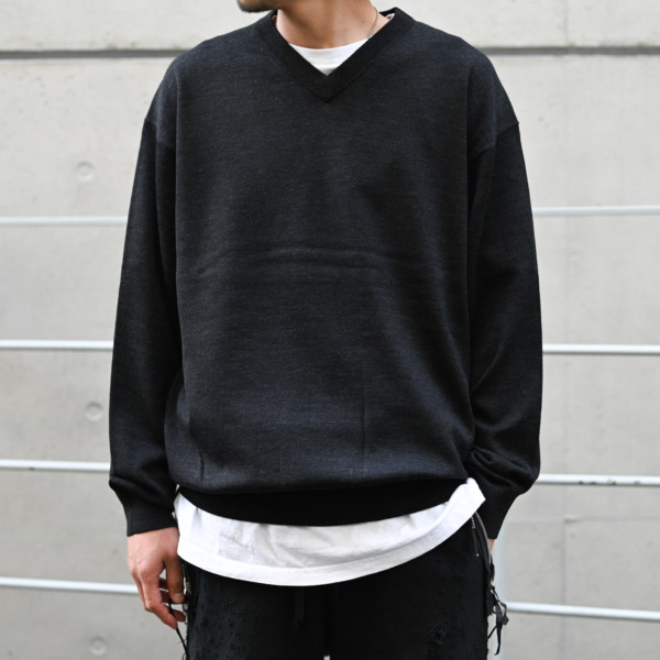 crepuscule × SUPPLY /// Merino Wool V-neck Knit C.Gray 011