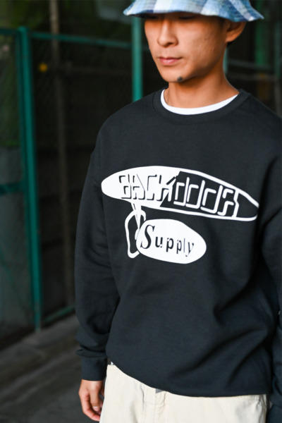 BACKDOOR CREWNECK Designed by KEI TANAKA（BIAS DOGS） 03