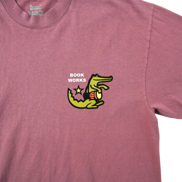 BOOK WORKS /// CONGA CROC S/S Tee Mauve 03