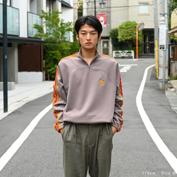 Sasquatchfabrix. /// LACE TAPE MOCKNECK TOP Light Gray 04