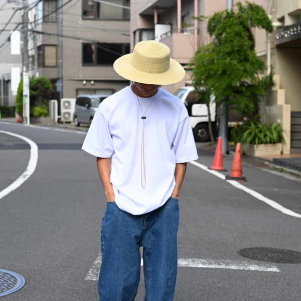 BELL STAMP WEAR /// BIG E TEE White 05