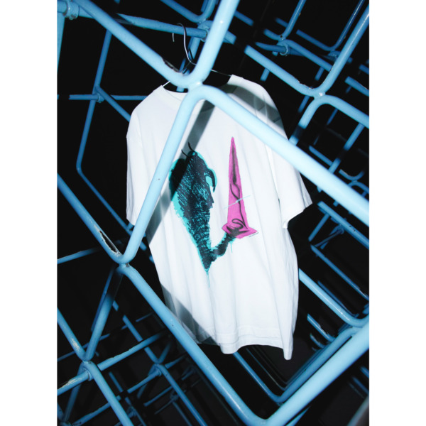 PAJA STUDIO × iz /// Stranger tee White 08