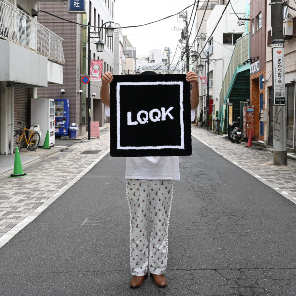 LQQK STUDIO /// AREA RUG – LQQK BOX LOGO Regular 02