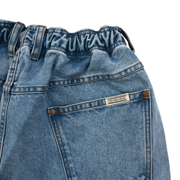 COMFORTABLE REASON /// Fade Denim Slacks Ice Wash 04
