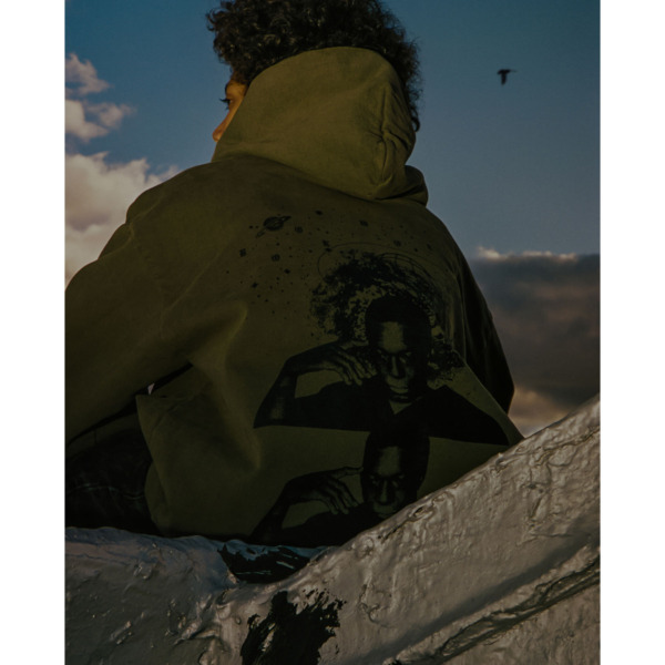 BOOK WORKS X (UN) PROJECTS /// THINK TWICE HOODY Army Green 05