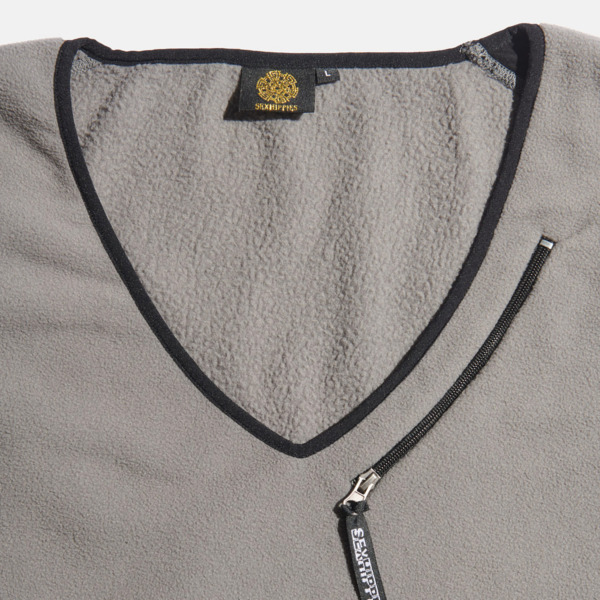 sexhippies /// FLEECE POP OVER VEST 03