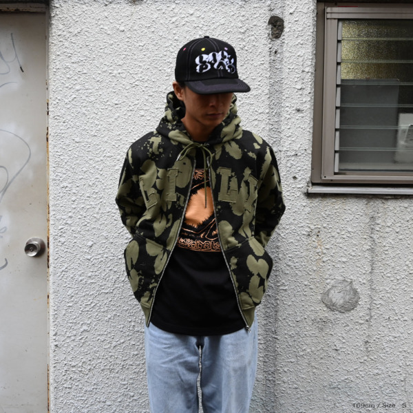 LILY PAD /// BUSYMAN GOES TO COLLEGE THE HOODIE Camo 05