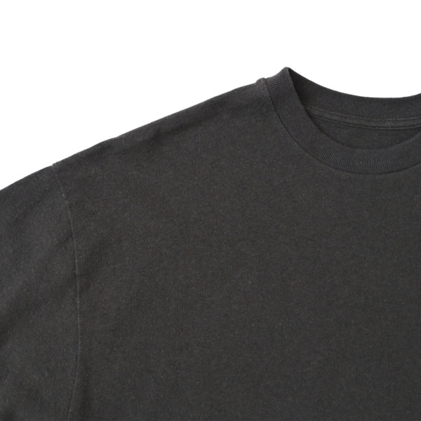 SUPPLY /// Standard Fit Tee Charcoal 02