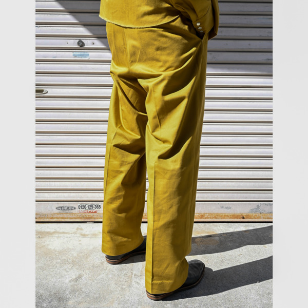 our /// Chino pants 07