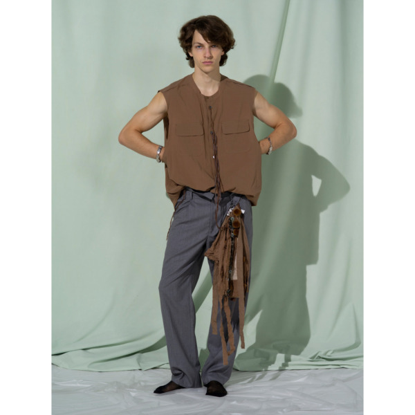 Midorikawa /// SLEEVELESS SHIRT Brown 05