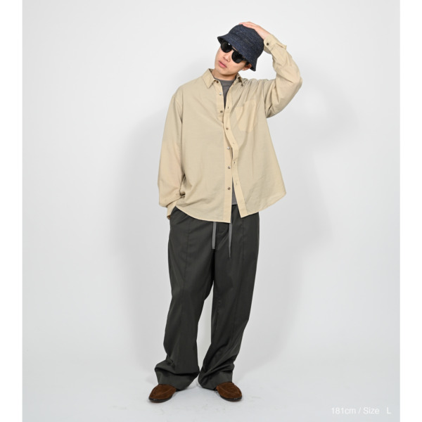 SUPPLY /// Track slacks V2 Chambray Khaki 06