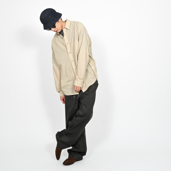 SUPPLY /// Track slacks V2 Chambray Khaki 07