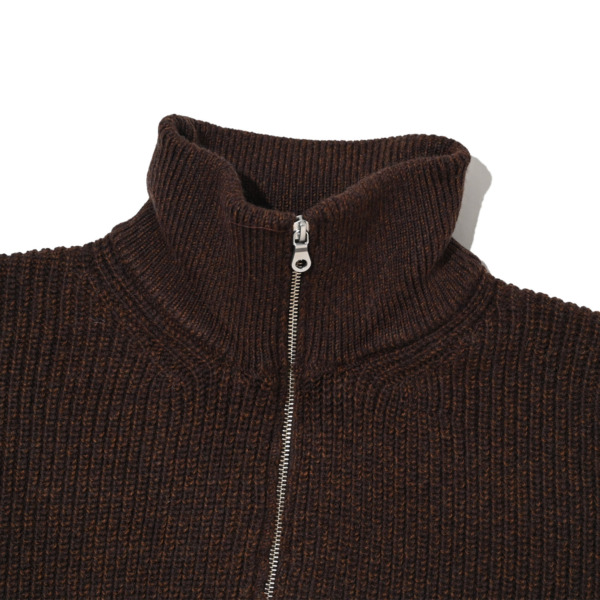 COMFORTABLE REASON /// Harf Zip Knit BROWN 03